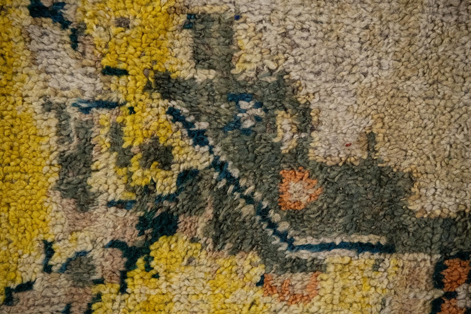 12' 7 x 15' 4 Hand Knotted Darya Wool Rug