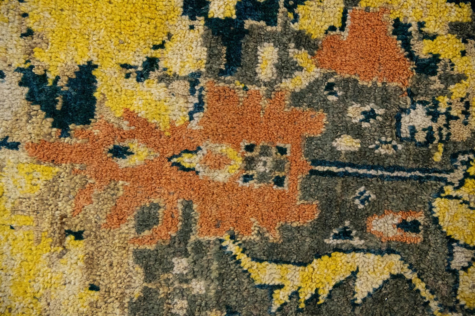 12' 7 x 15' 4 Hand Knotted Darya Wool Rug