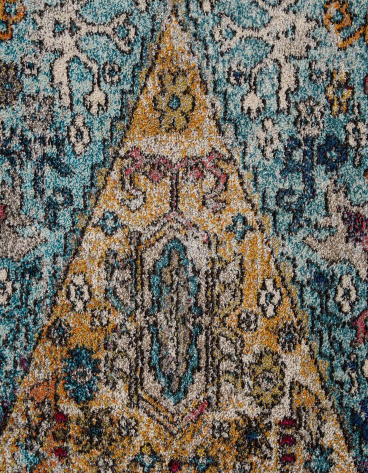 Detail image of 5' 3 x 7' 6 Fleur Rug