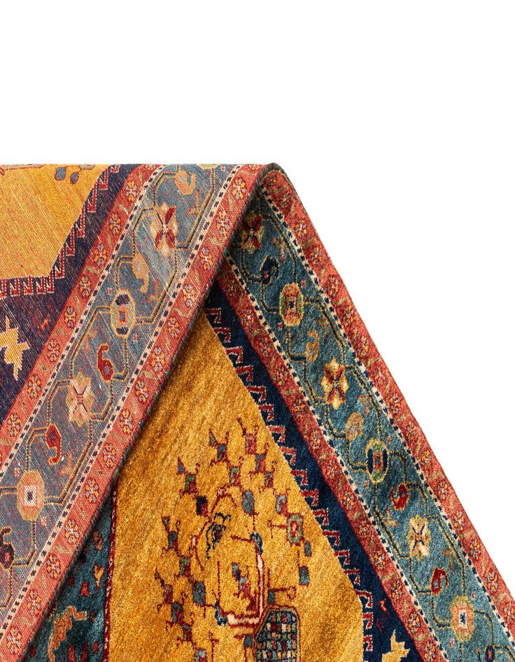 Detail image of 4' 8 x 6' 11 Gabbeh Rug