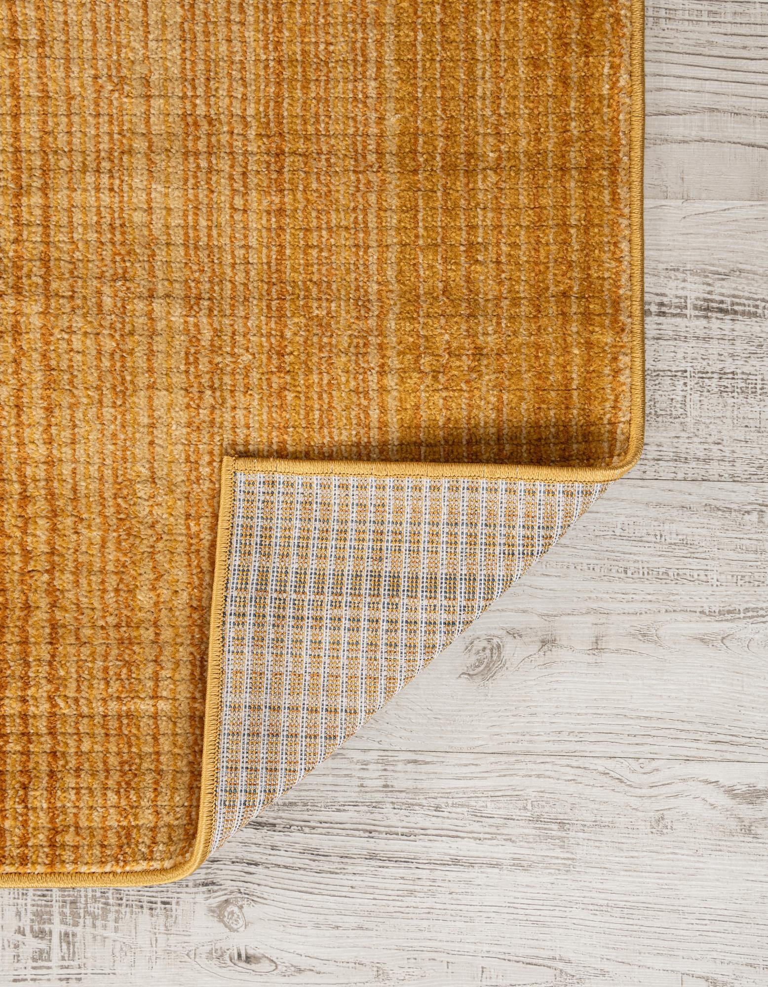2' 2 x 3' Gemstone Rug