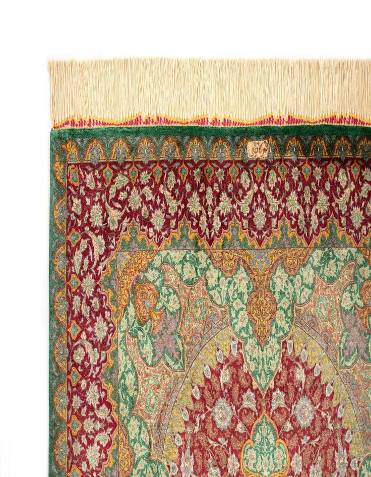 Detail image of 3' 3 x 4' 10 Ghom Silk Rug