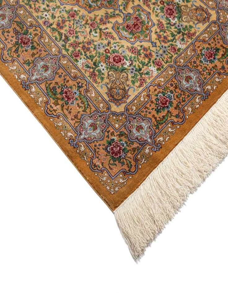 Detail image of 2' 7 x 4' Ghom Silk Rug