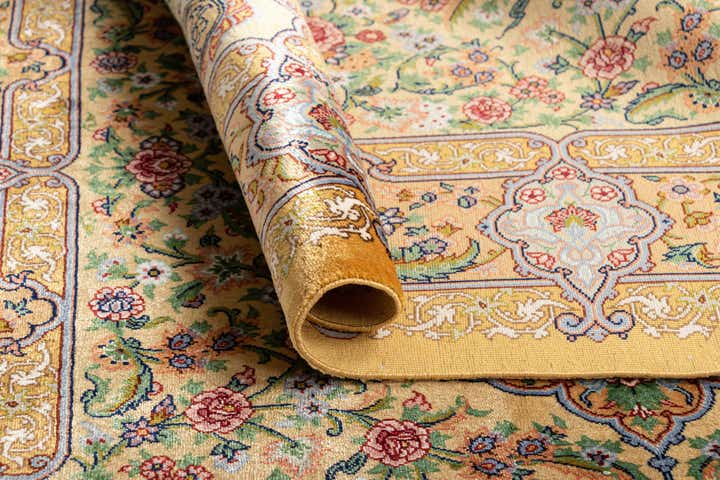 2' 7 x 4' Ghom Silk Rug