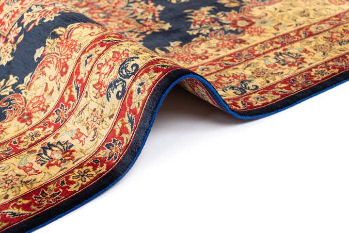 2' 7 x 3' 11 Ghom Silk Rug