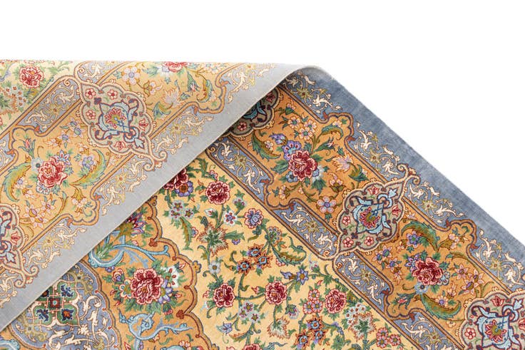 Detail image of 3' 4 x 4' 10 Ghom Silk Rug