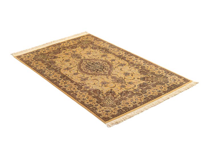 Detail image of 3' 3 x 5' 2 Ghom Silk Rug