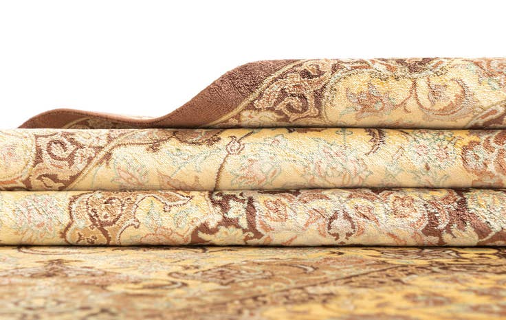 Detail image of 3' 4 x 5' Ghom Silk Rug