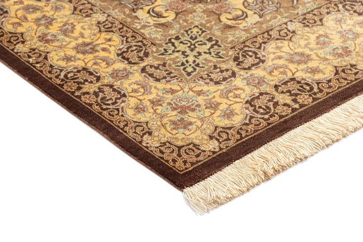 Detail image of 3' 4 x 5' Ghom Silk Rug