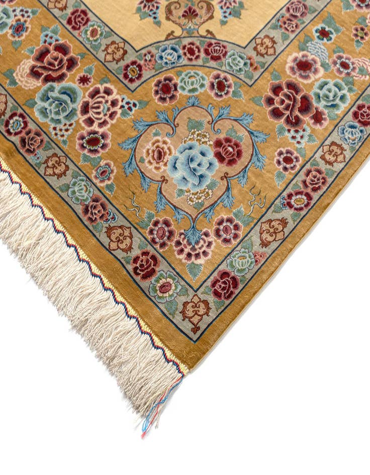 Detail image of 6' 7 x 9' 11 Ghom Silk Rug