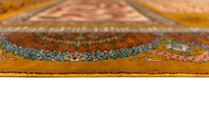 4' 4 x 6' 5 Ghom Silk Rug