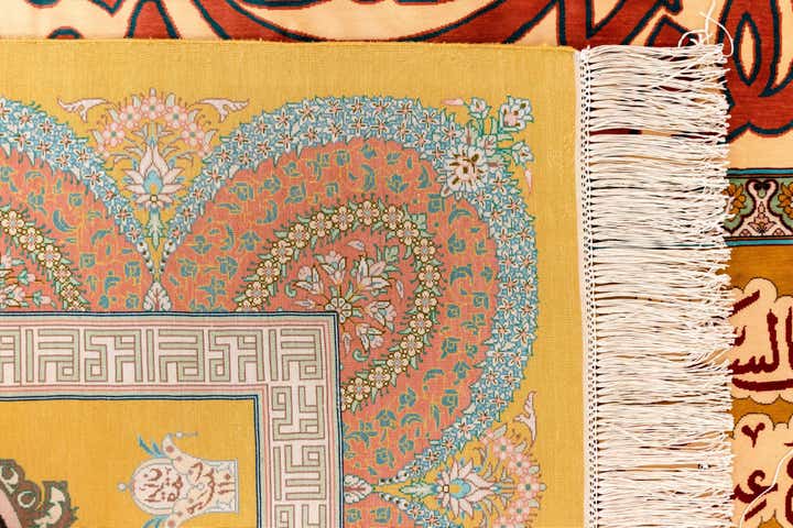 4' 4 x 6' 5 Ghom Silk Rug