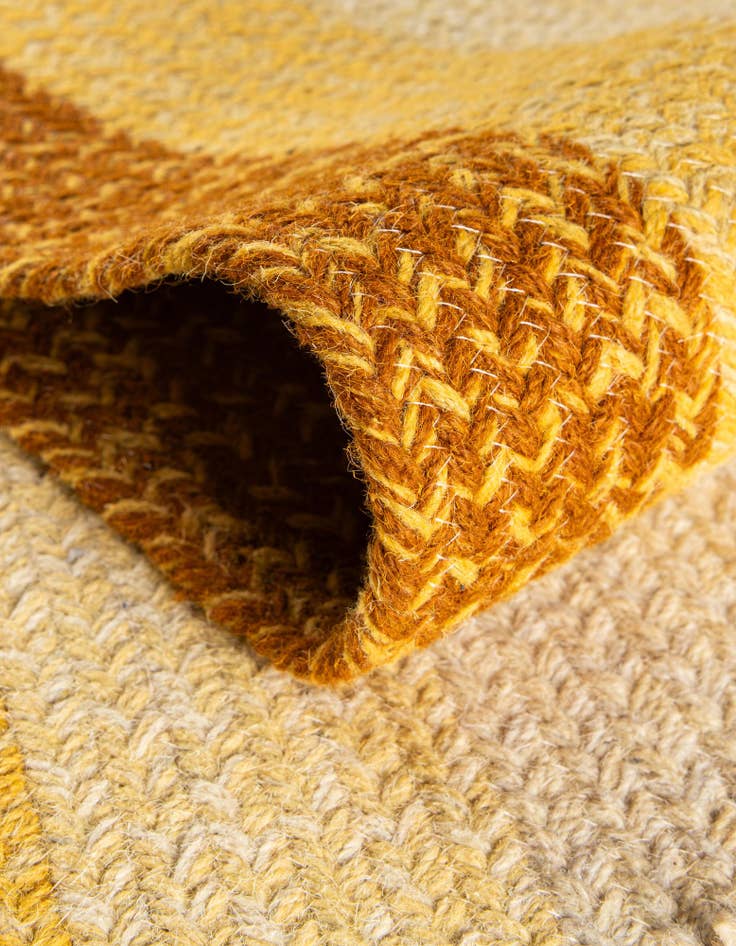 Detail image of 5' 1 x 8'  Hand Hand Braided Wool Rug