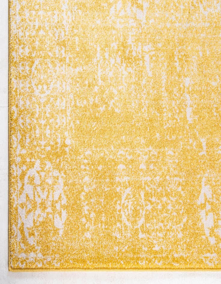 Detail image of 4' x 6' Heritage Rug