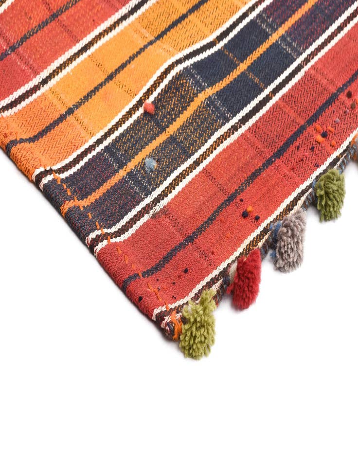 Detail image of 4' 11 x 7' 3 Jajim Rug