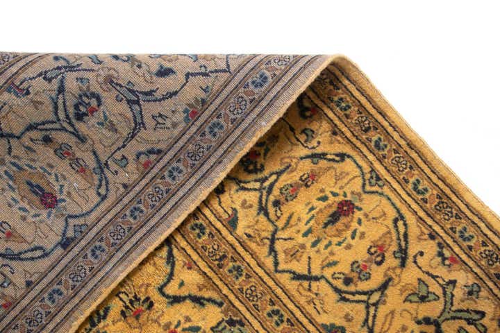 6' 7 x 9' 8 Kashan Rug