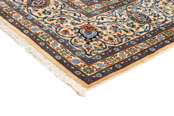 Detail image of 9' 6 x 13' 5 Kashan Rug