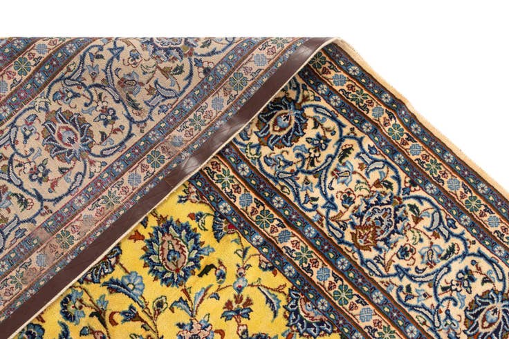 Detail image of 9' 6 x 13' 5 Kashan Rug