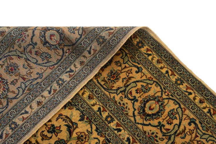 Detail image of 8' 1 x 11' 8 Kashan Wool Rug