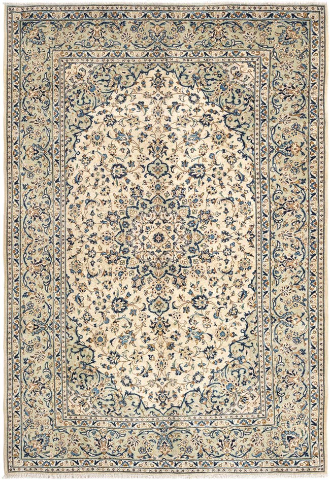 Detail image of 6' 6 x 9' 8 Kashan Wool Rug