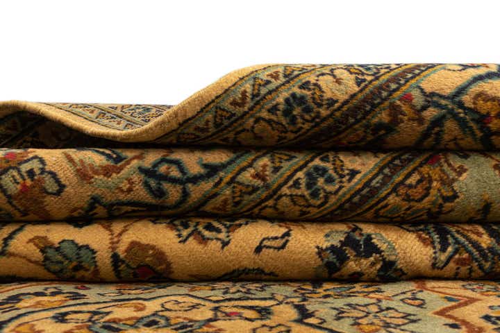 7' 11 x 10' 10 Kashan Wool Rug