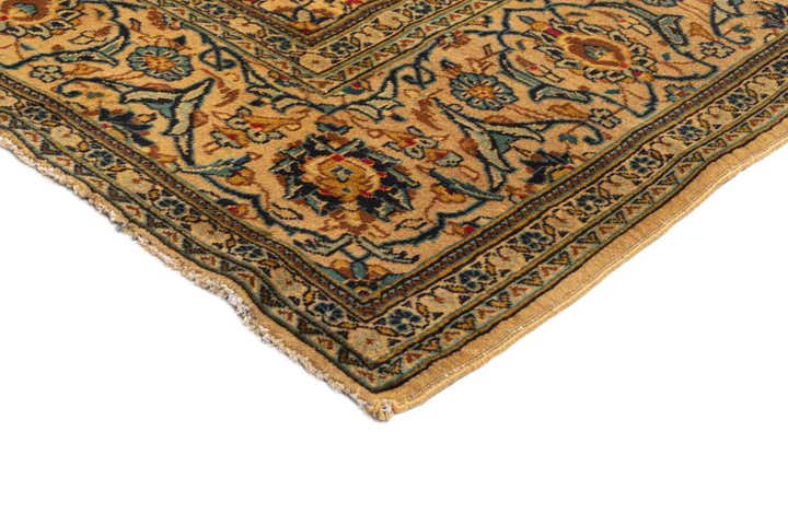 7' 11 x 10' 10 Kashan Wool Rug