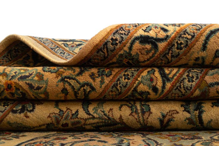Detail image of 9' 5 x 13' Kashan Wool Rug
