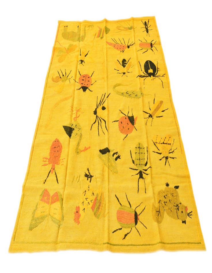 Detail image of 4' 5 x 6'  Hand Woven Kilim Suzani Wool Rug