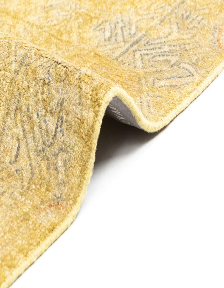 Detail image of 8' 6 x 12' 3  Hand Knotted Kundan Rug