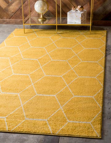 Yellow Lattice Frieze Rug