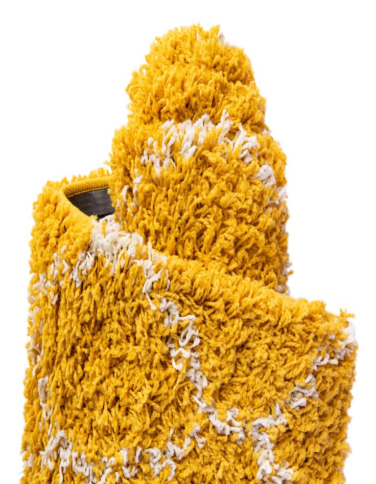 Detail image of 9' x 12' Lattice Shag Rug