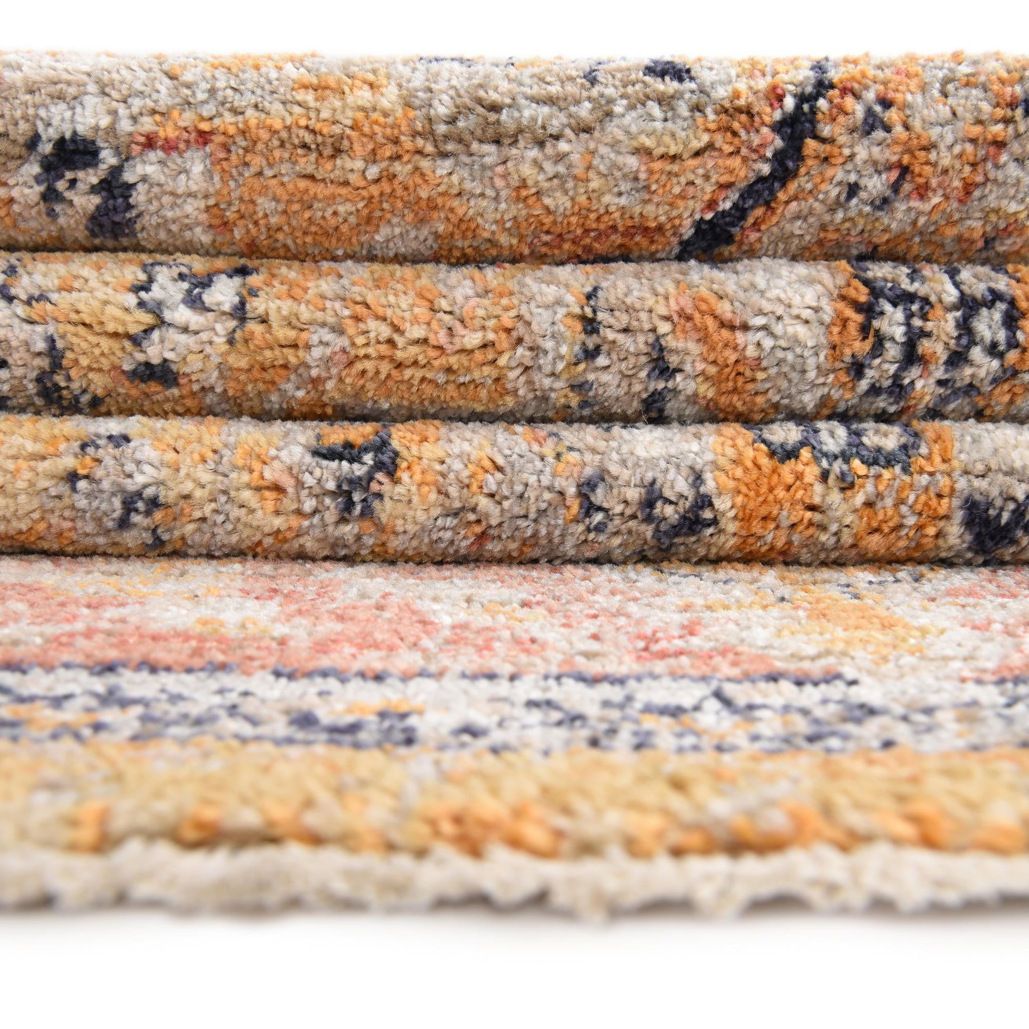 2' x 3' Lola Rug