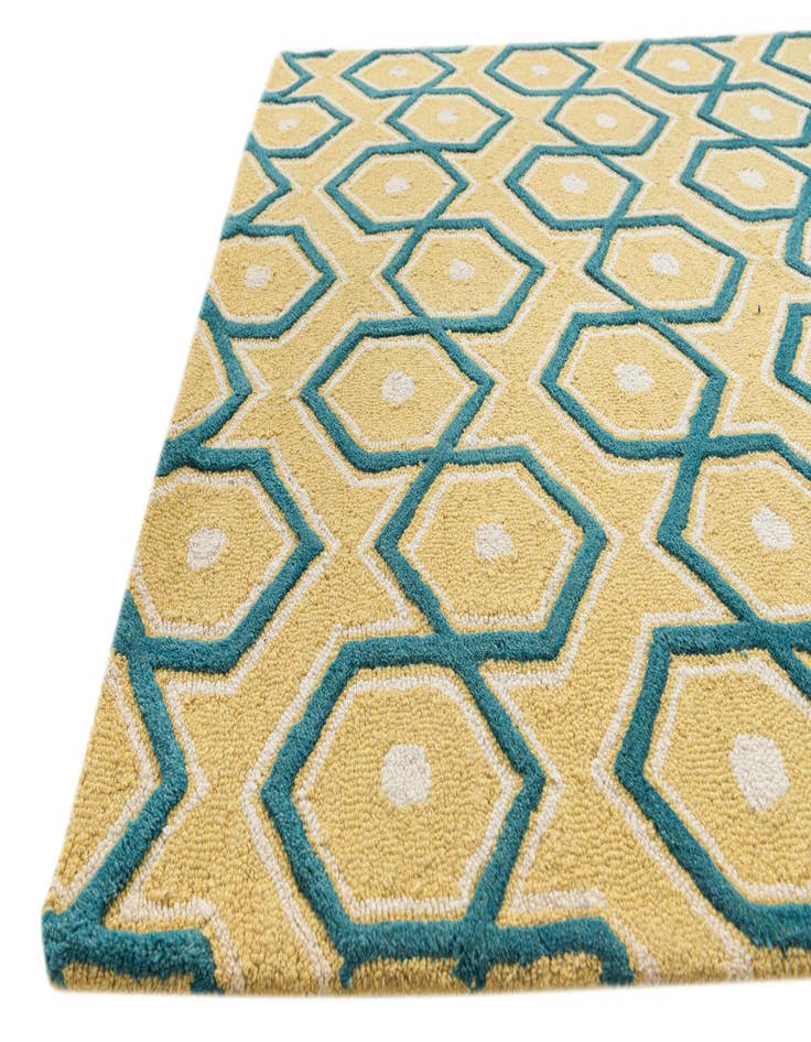 Detail image of 5' x 7' 5 Luna Rug