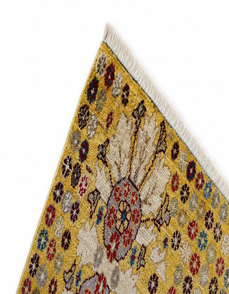 Detail image of 1' 5 x 2' 2 Hand Knotted Modern Ziegler Rug