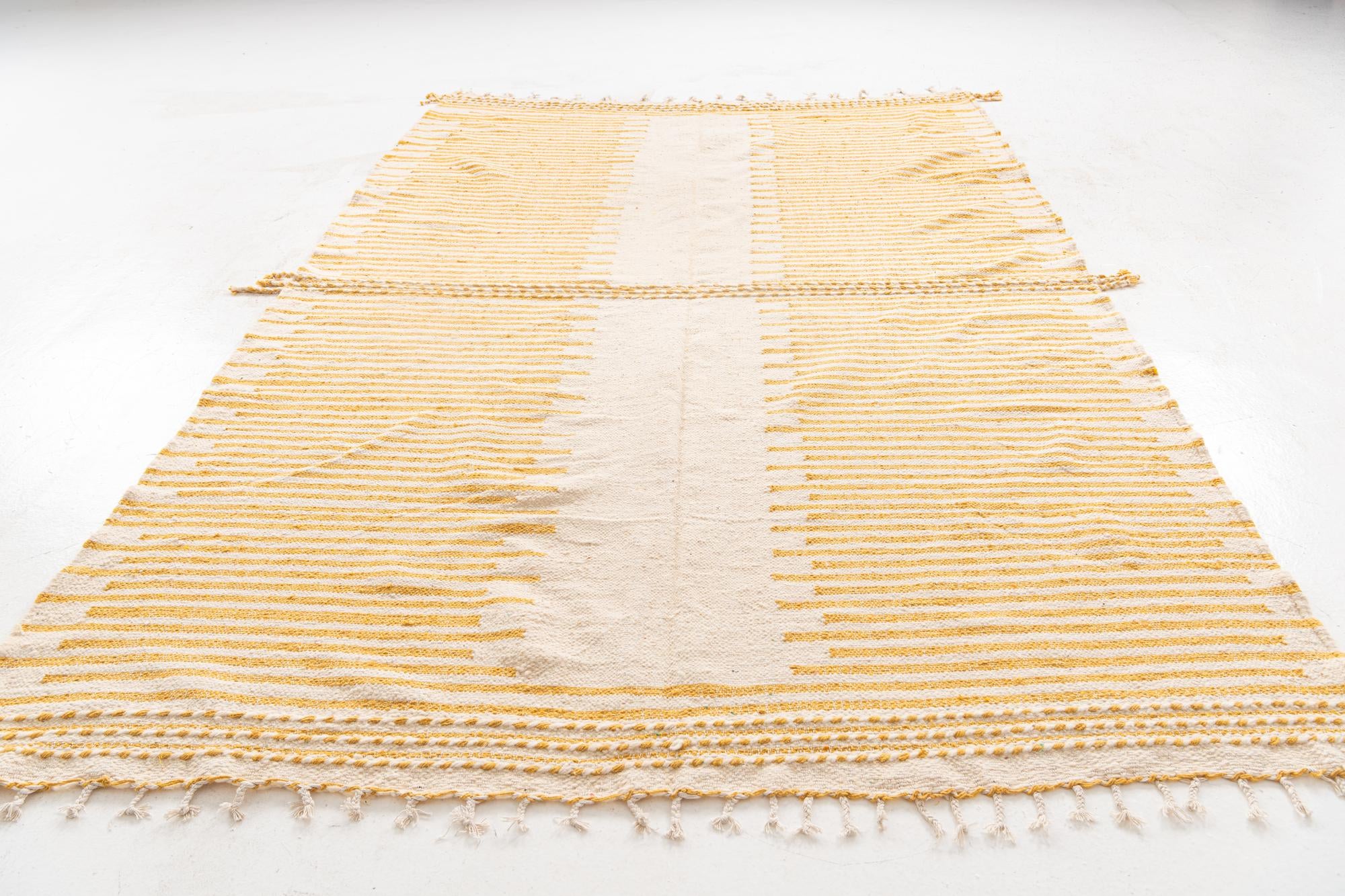 7' x 11' Hand Knotted Moroccan Wool Rug