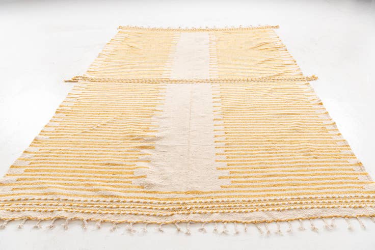 Detail image of 7' x 11' Hand Knotted Moroccan Wool Rug