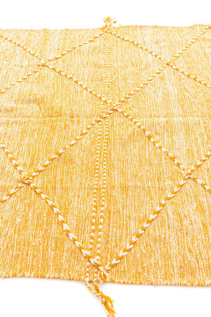 6' x 9' 8 Hand Knotted Moroccan Wool Rug