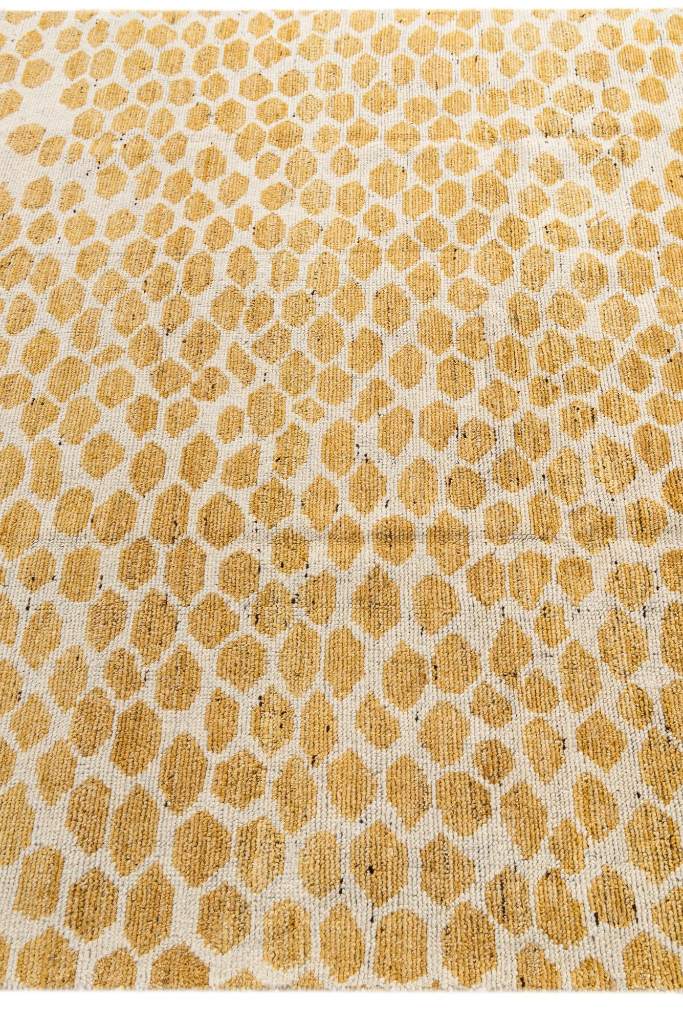 5' 10 x 9' 1 Hand Knotted Moroccan Wool Rug