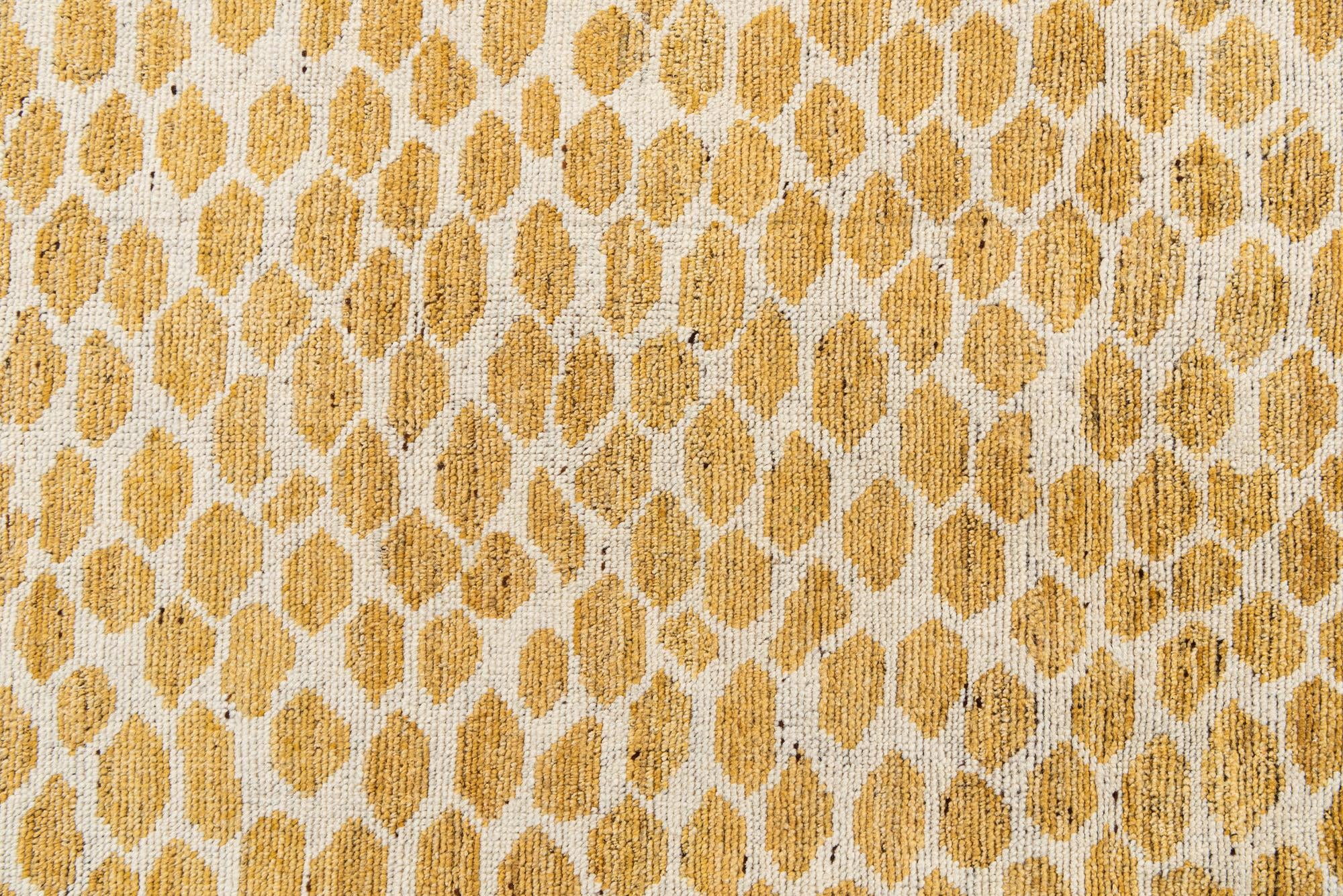 5' 10 x 9' 1 Hand Knotted Moroccan Wool Rug
