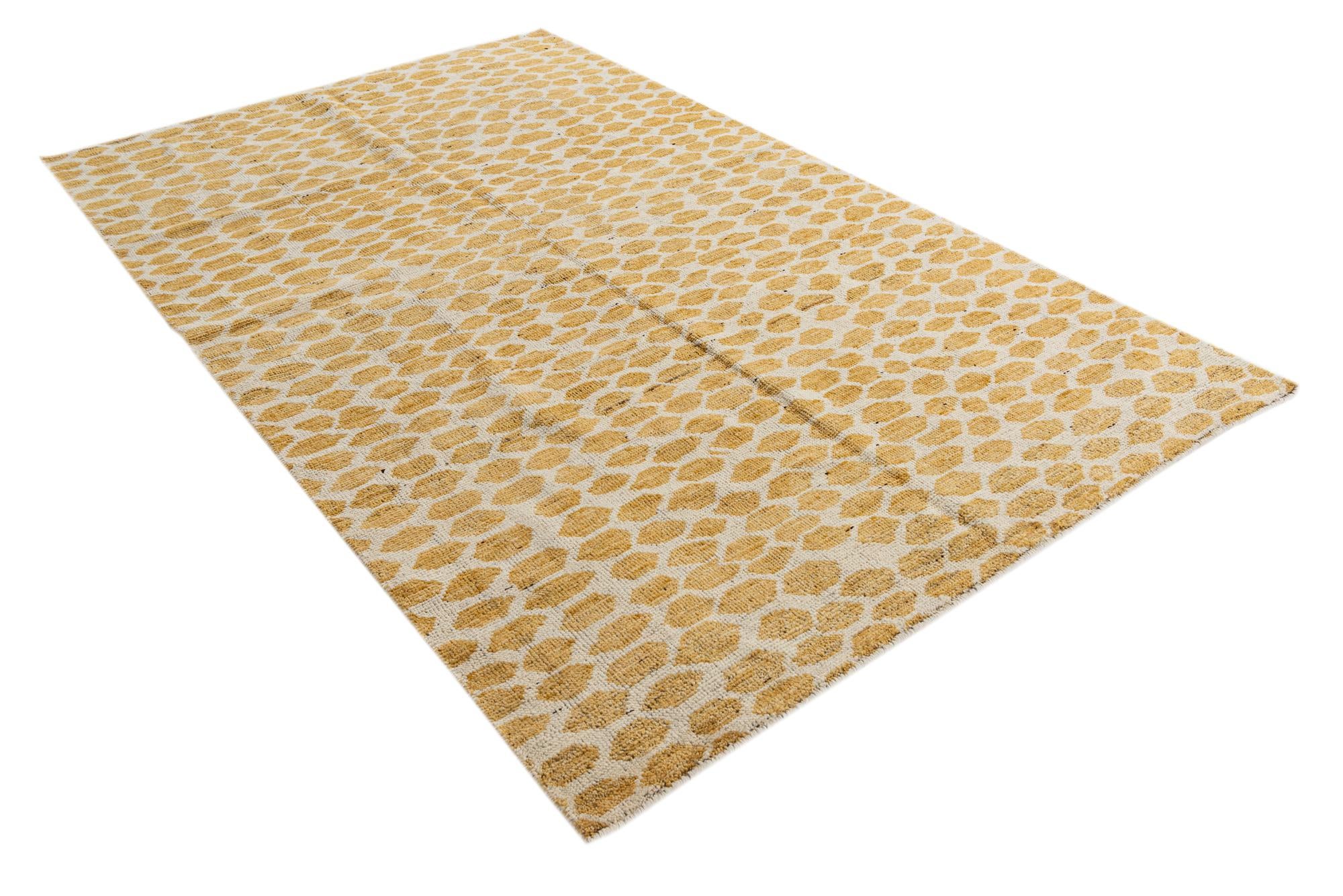 5' x 8' Hand Knotted Moroccan Wool Rug