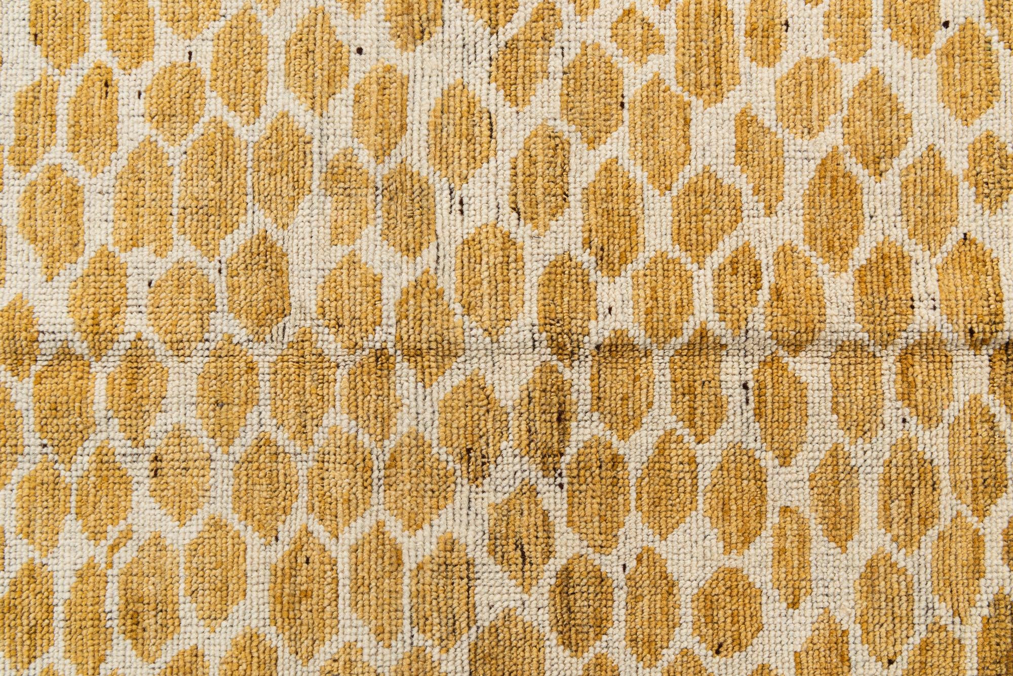 5' x 8' Hand Knotted Moroccan Wool Rug