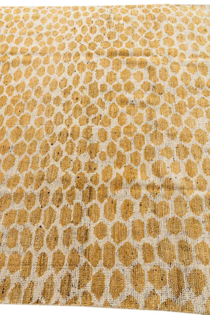 6' x 9' 2 Hand Knotted Moroccan Wool Rug