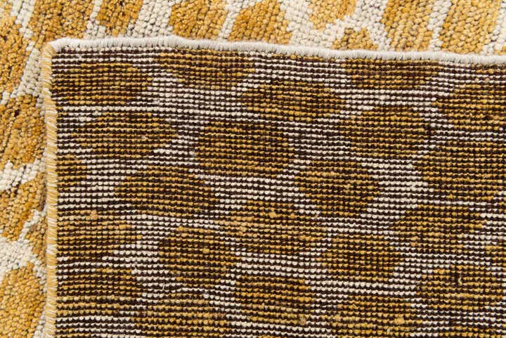 6' x 9' 2 Hand Knotted Moroccan Wool Rug