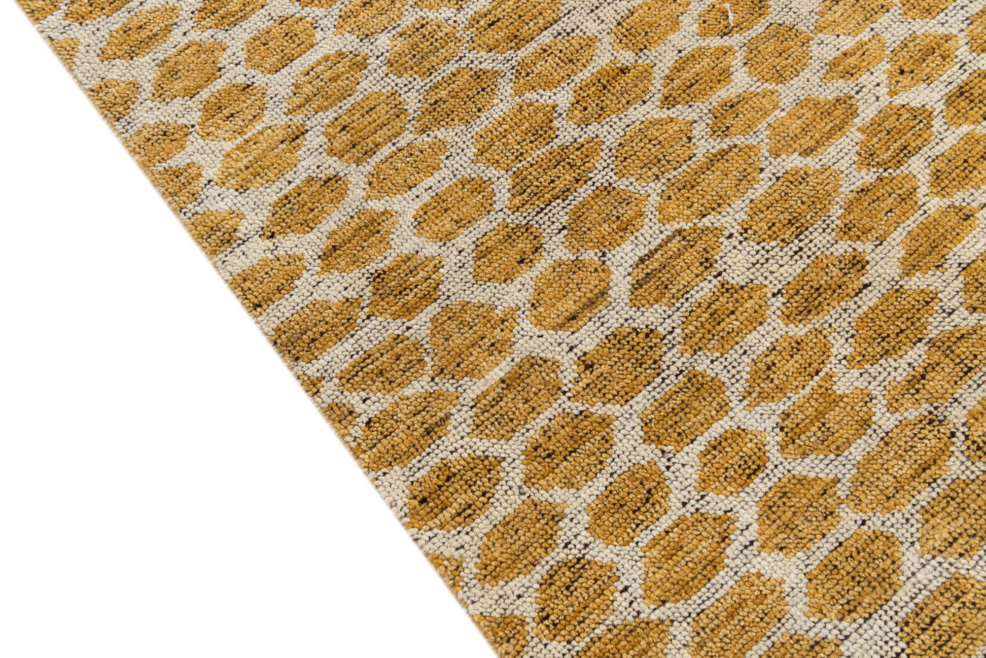 6' 2 x 9' Hand Knotted Moroccan Wool Rug