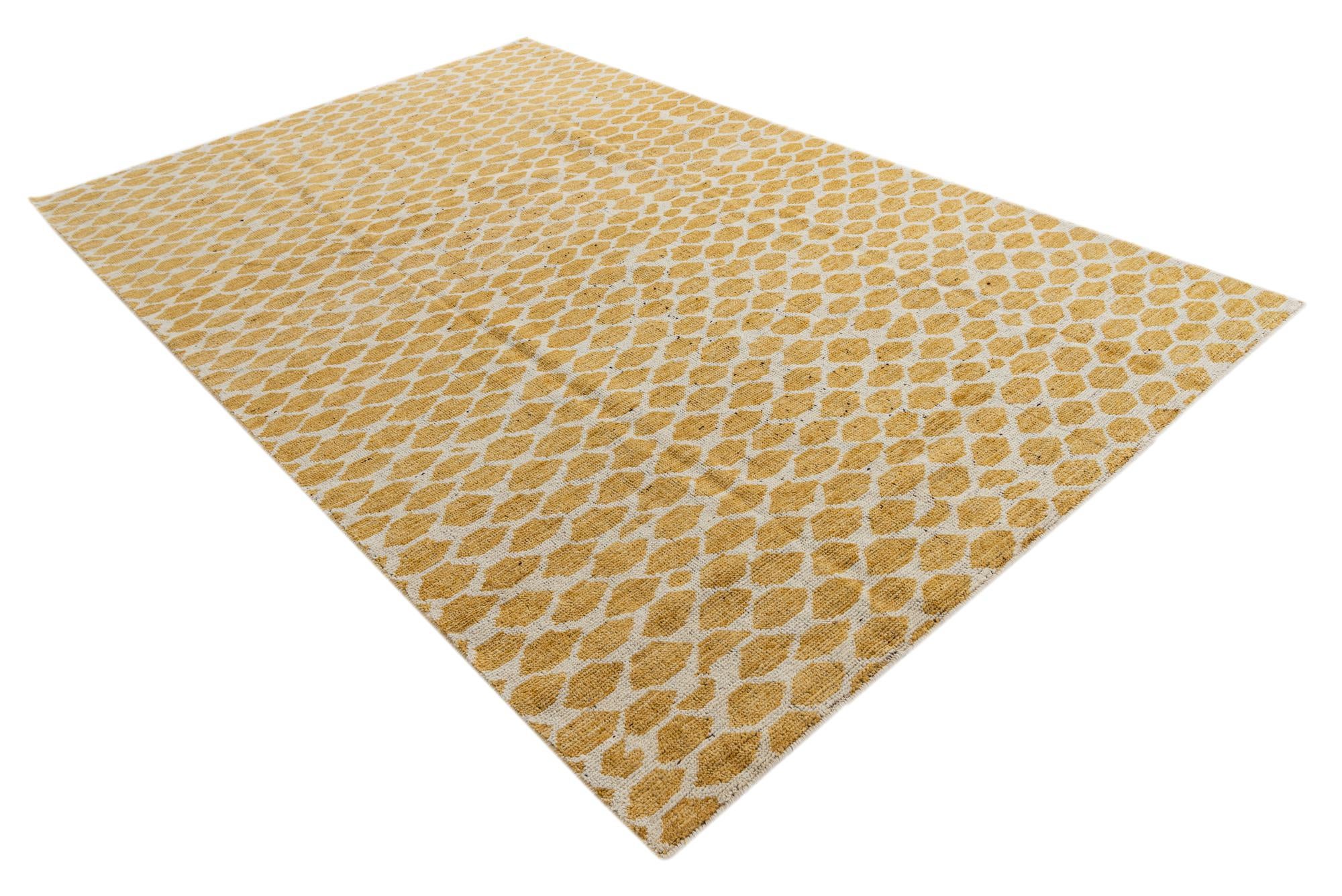 6' x 9' 2 Hand Knotted Moroccan Wool Rug