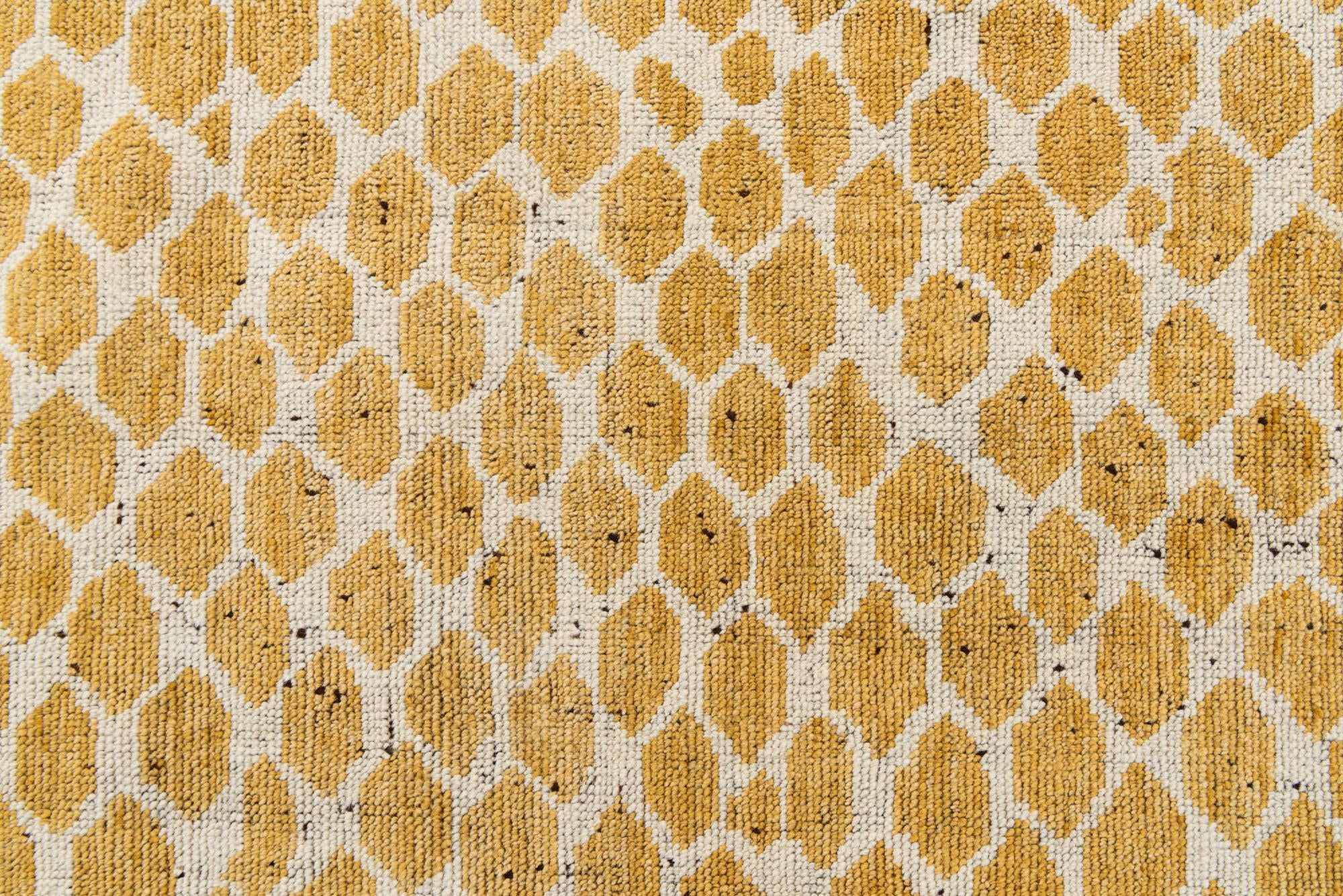 6' x 9' 2 Hand Knotted Moroccan Wool Rug
