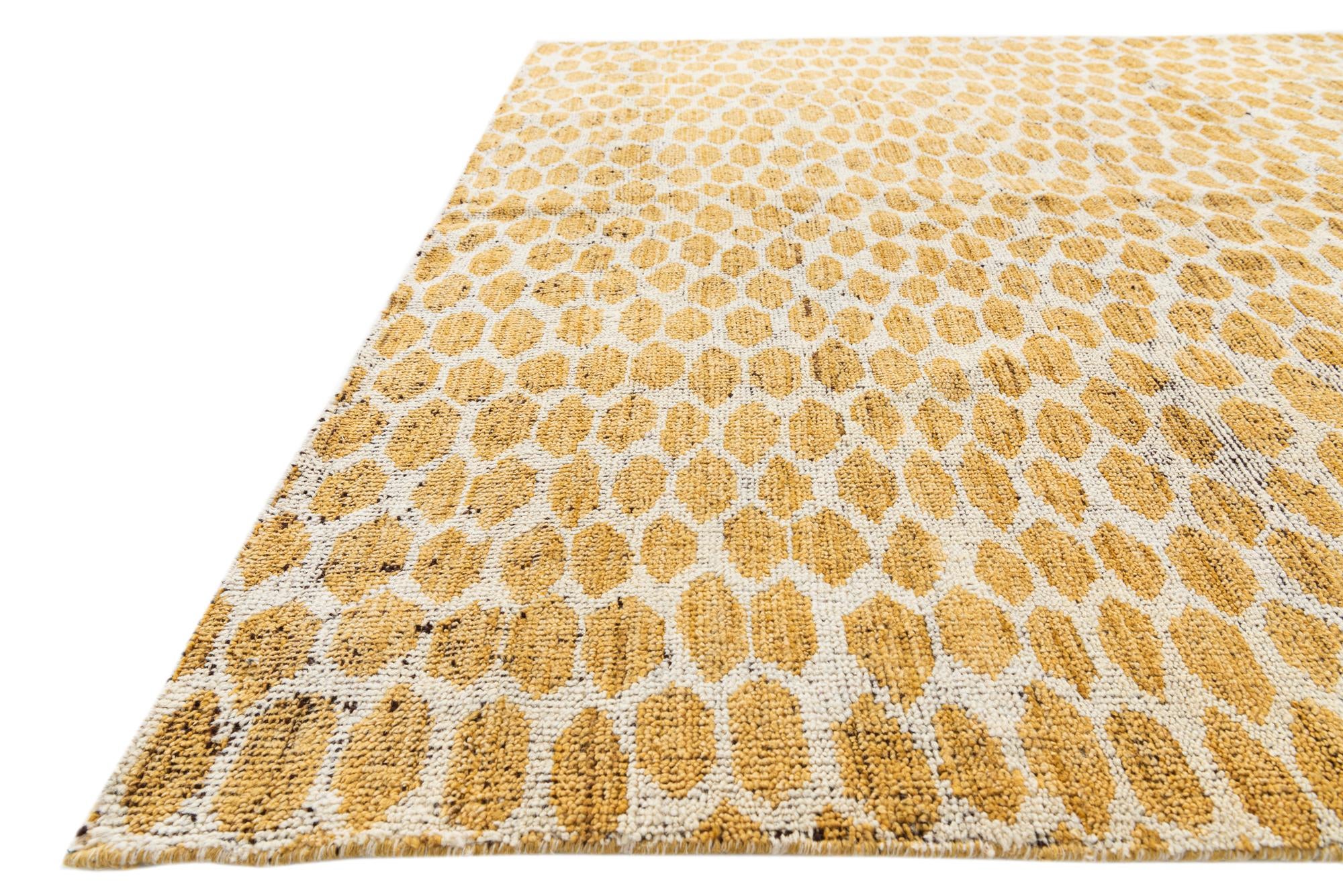6' 1 x 9' 2 Hand Knotted Moroccan Wool Rug