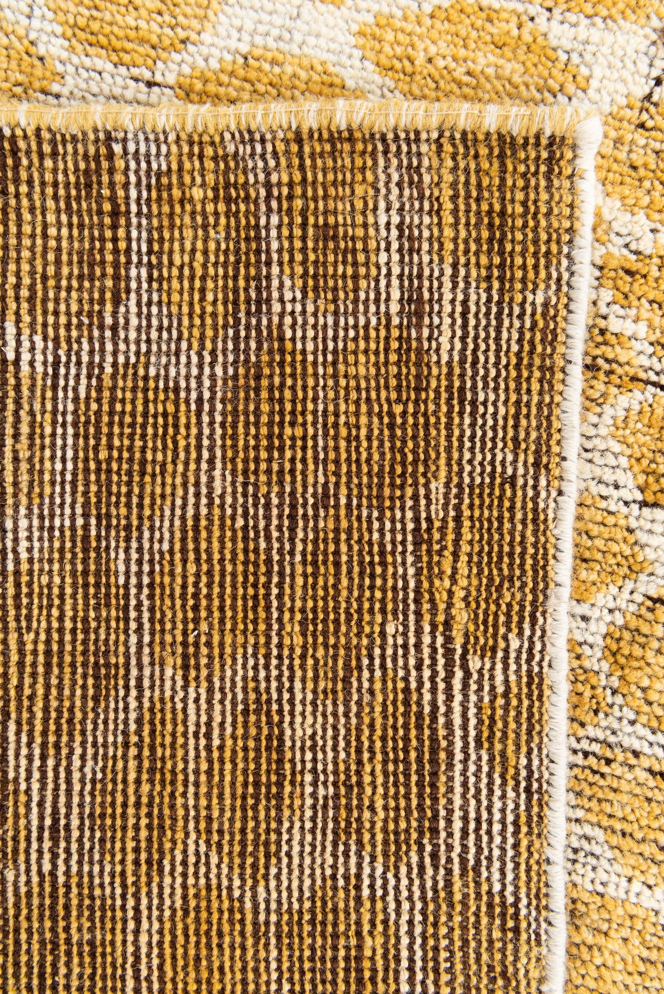 5' 10 x 8' 10 Hand Knotted Moroccan Wool Rug