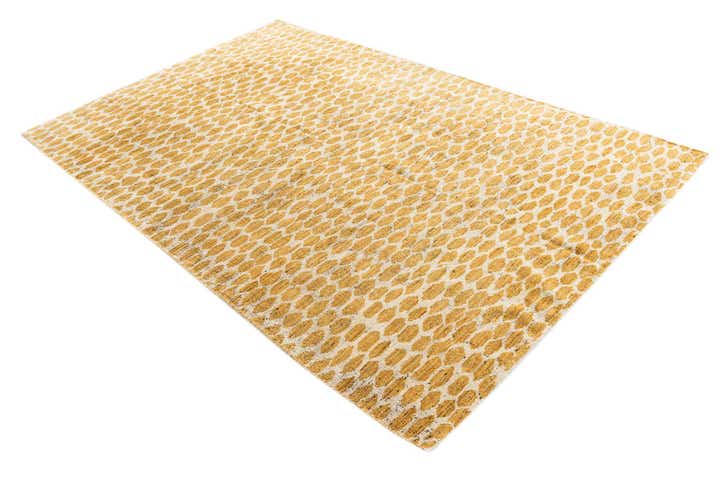 6' x 9' 2 Hand Knotted Moroccan Wool Rug