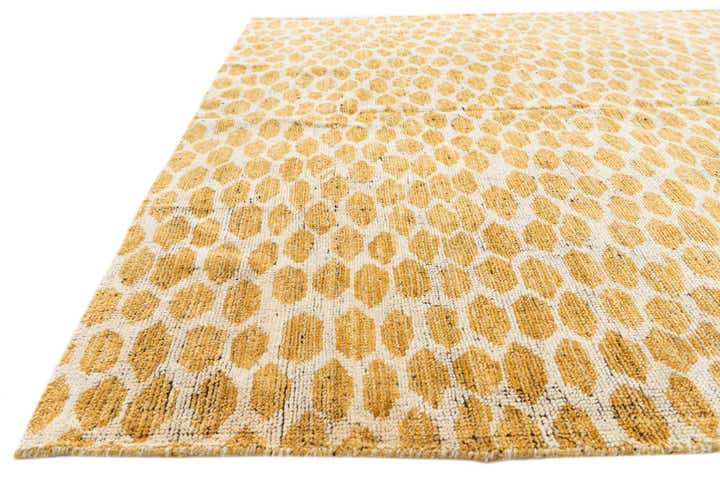 6' x 9' 2 Hand Knotted Moroccan Wool Rug
